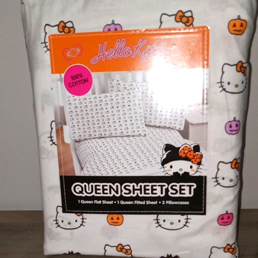 Hello Kitty Halloween Queen Sheet Set -100% Cotton